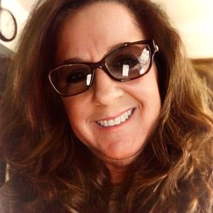 Meet your Posher, Ellen